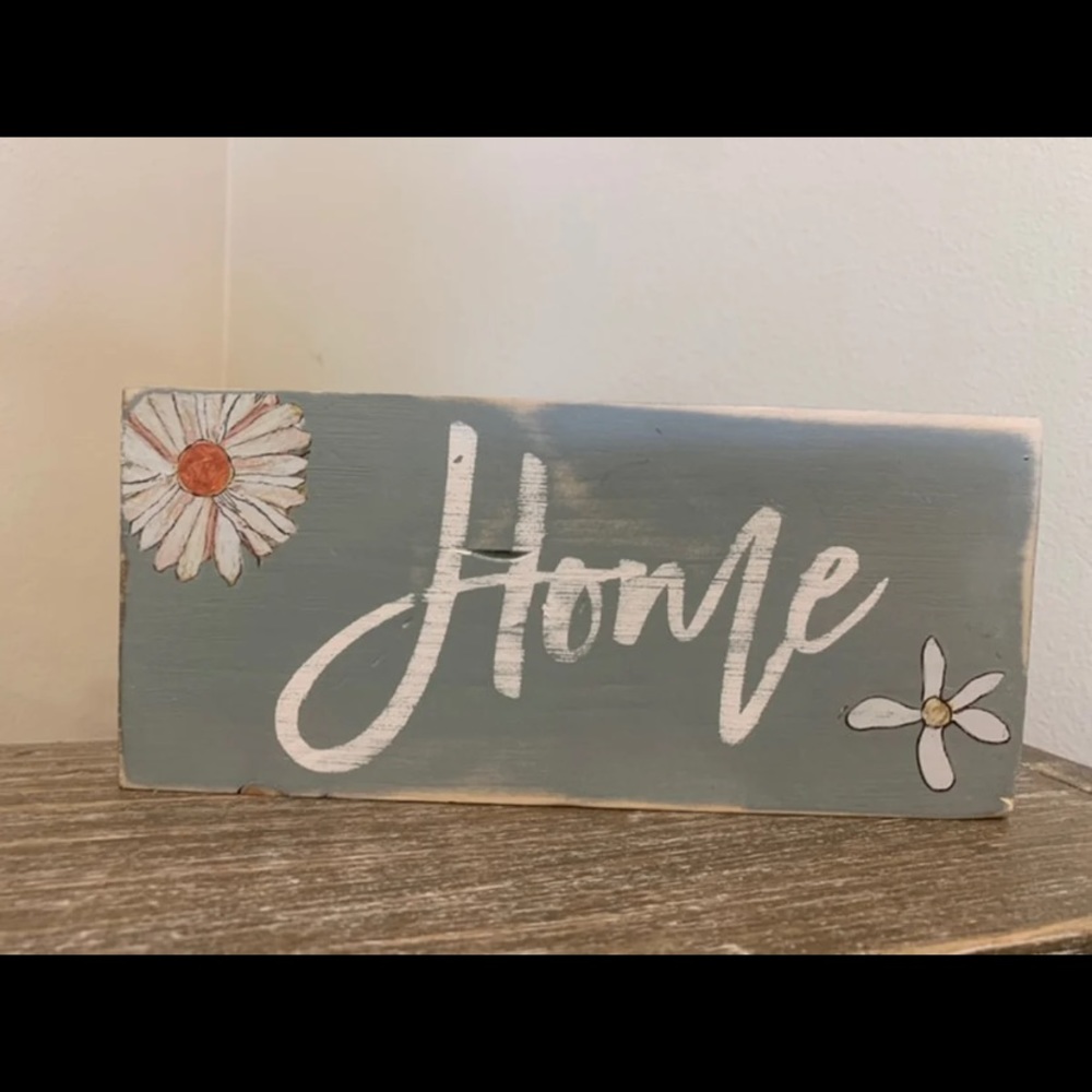 Distressed Home Decor sign